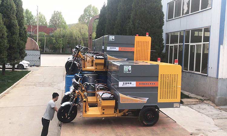 環衛小型高壓清洗車發貨中