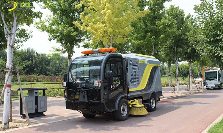 電動(dòng)道路洗掃車(chē)