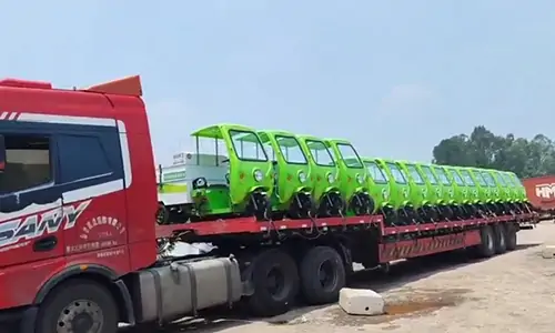 小型三輪高壓清洗車(chē)抵達(dá)深圳交貨地點(diǎn)