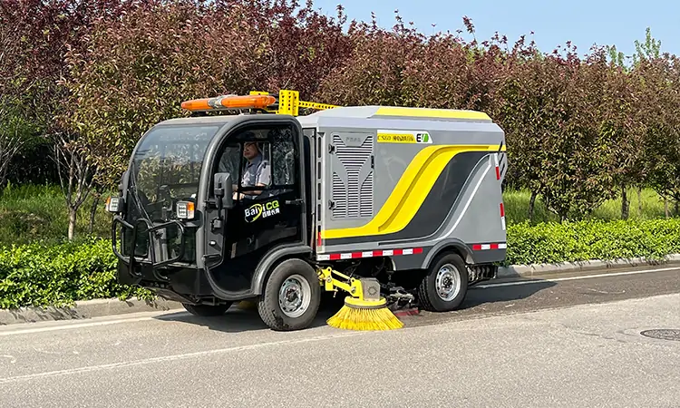 小型電動(dòng)洗掃車