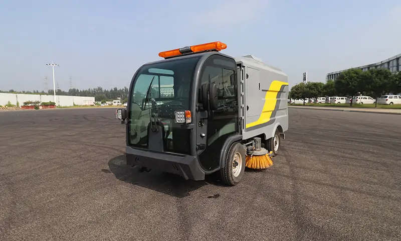 純電動(dòng)道路清掃車：環(huán)保、高效、智能的清潔未來(lái)