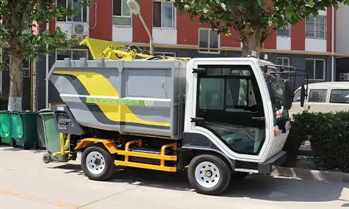 物業(yè)市政，使用后裝式垃圾清運(yùn)車解決物業(yè)商業(yè)街道及商業(yè)街道垃圾清運(yùn)問題