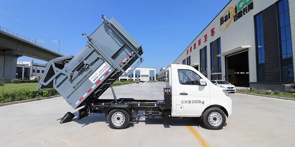 新能源側裝垃圾車，新能源垃圾車，小型垃圾車，純電動垃圾車，環衛垃圾車，垃圾車